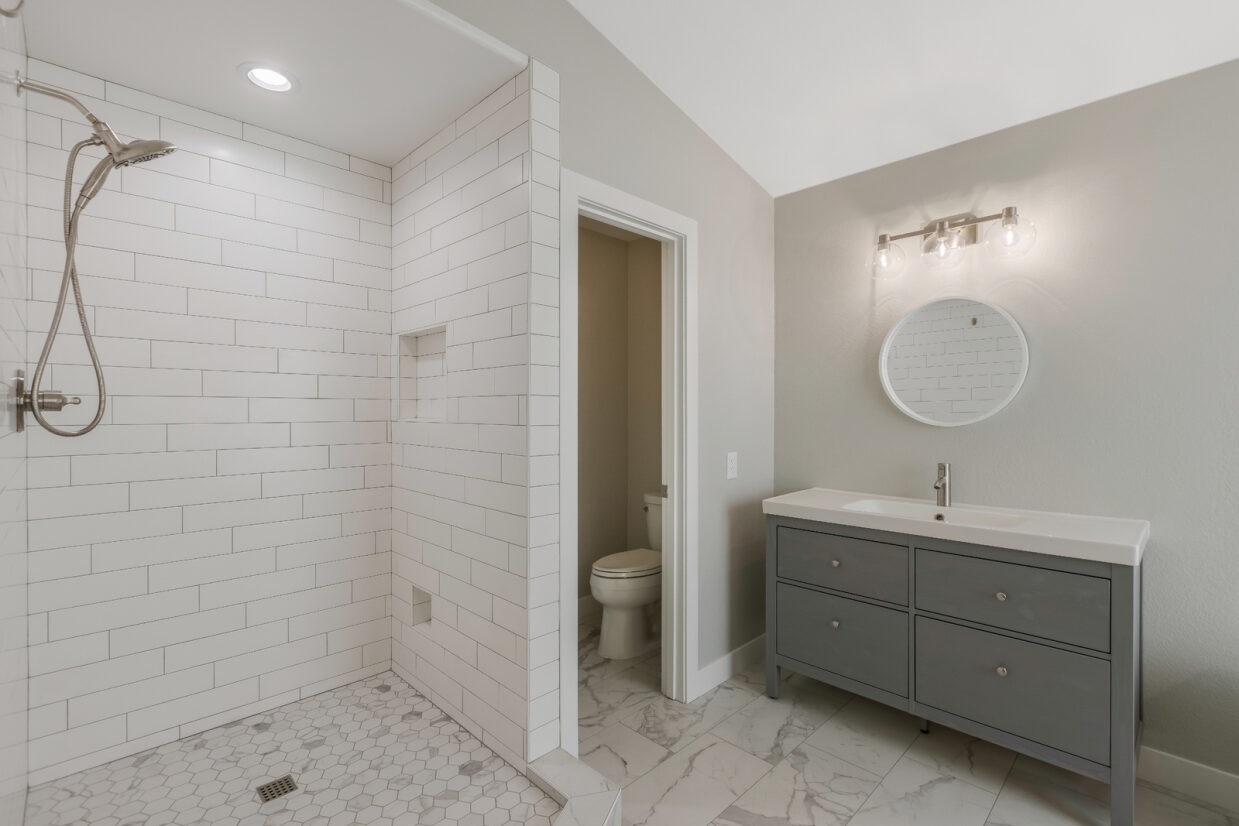 Can you renovate a bathroom for $10,000